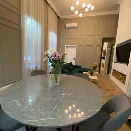 Luxury Exclusive 3 Bedroom Downtown Budapesta