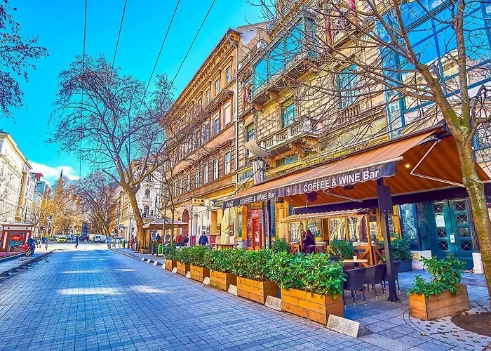 Luxury Exclusive 3 Bedroom Downtown Apartamento